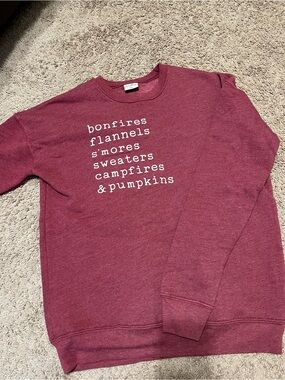 Graphic Sweatshirt - Casual Fall Crewneck